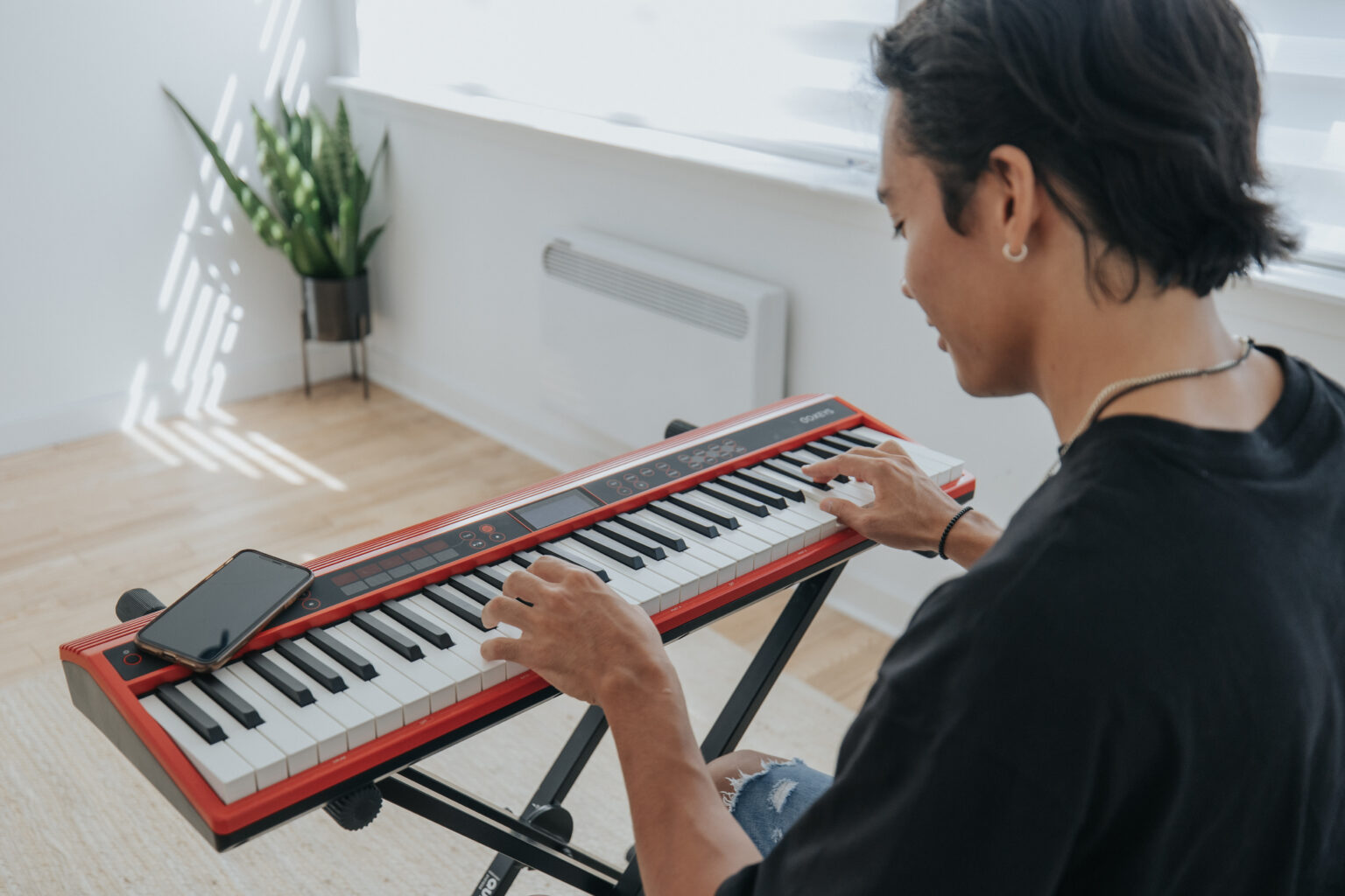 Keyboard vs. Piano What's the Difference? Pianote